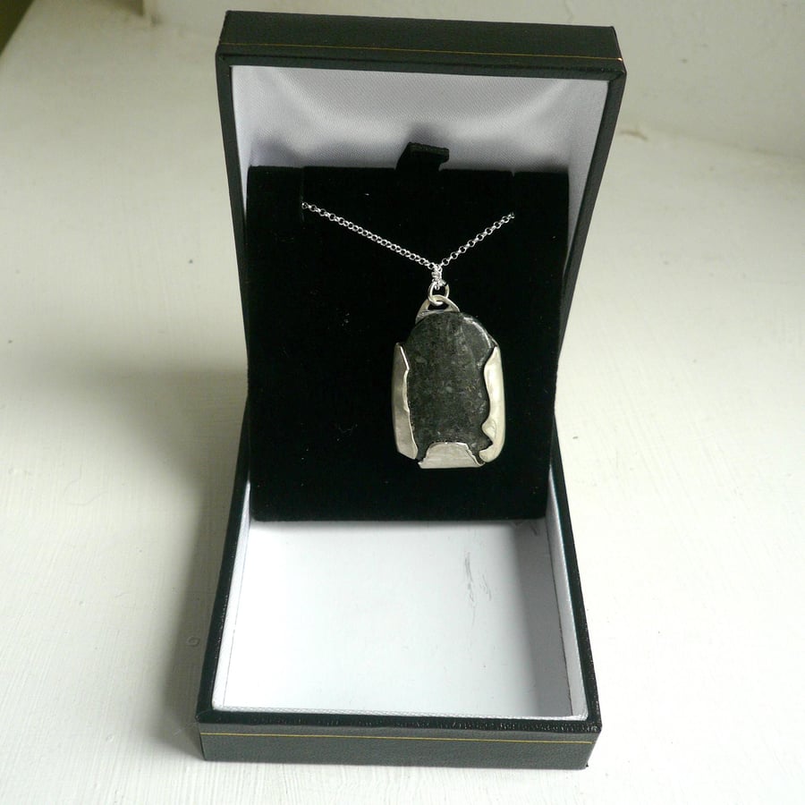Preseli Bluestone 'Rustic Wrap' Pendant. (4)