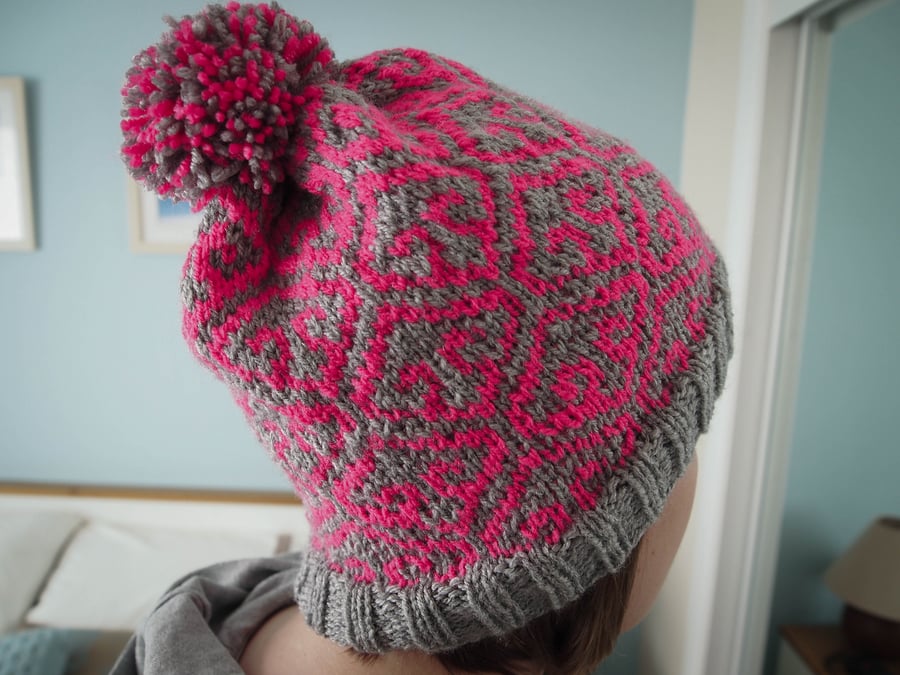 Fleur de Lis Hat Knitting pattern - DIGITAL PATTERN ONLY