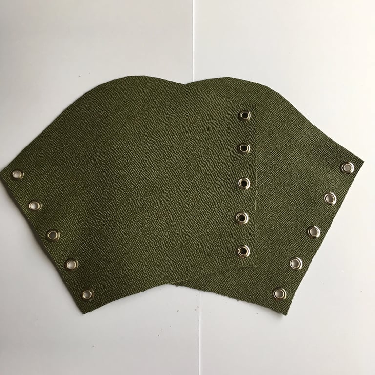 Lg Pair of Military ARMY Khaki Olive Green coloured Leather Bracers 