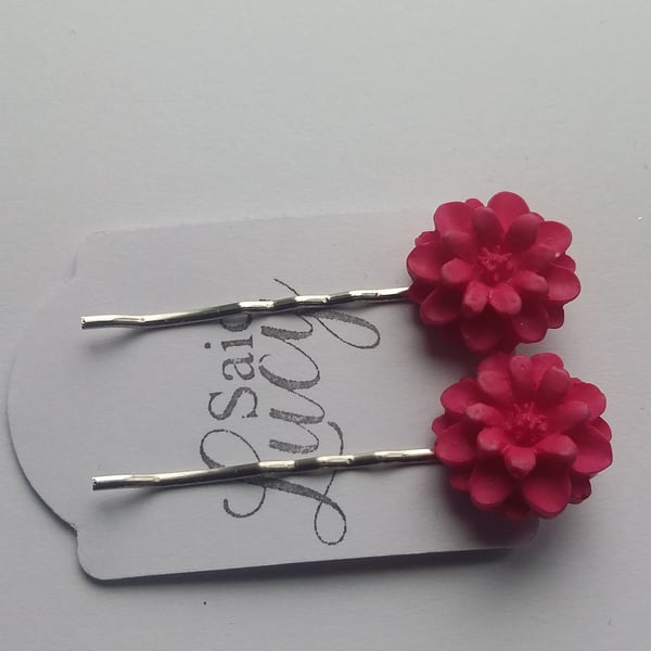 Red flower resin bobby pins