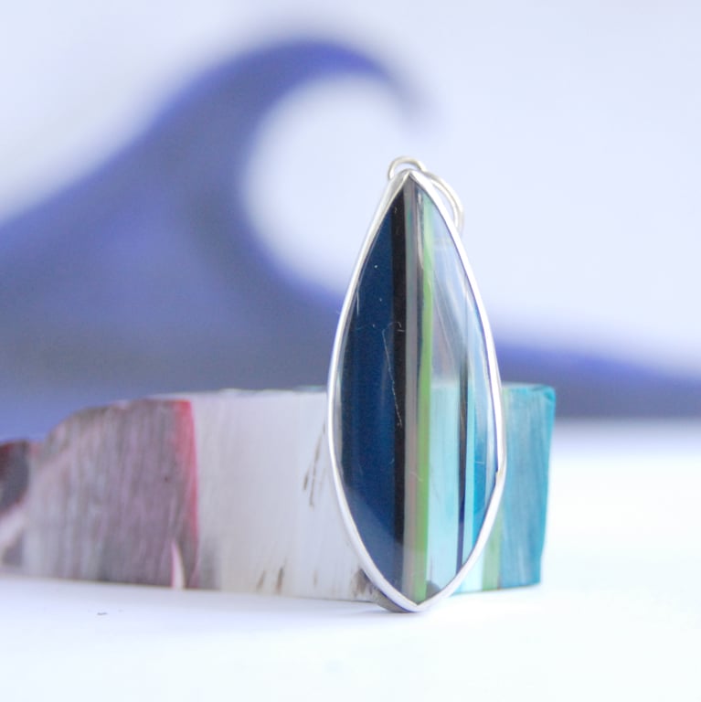 Cornish surfite pendant - green stripe