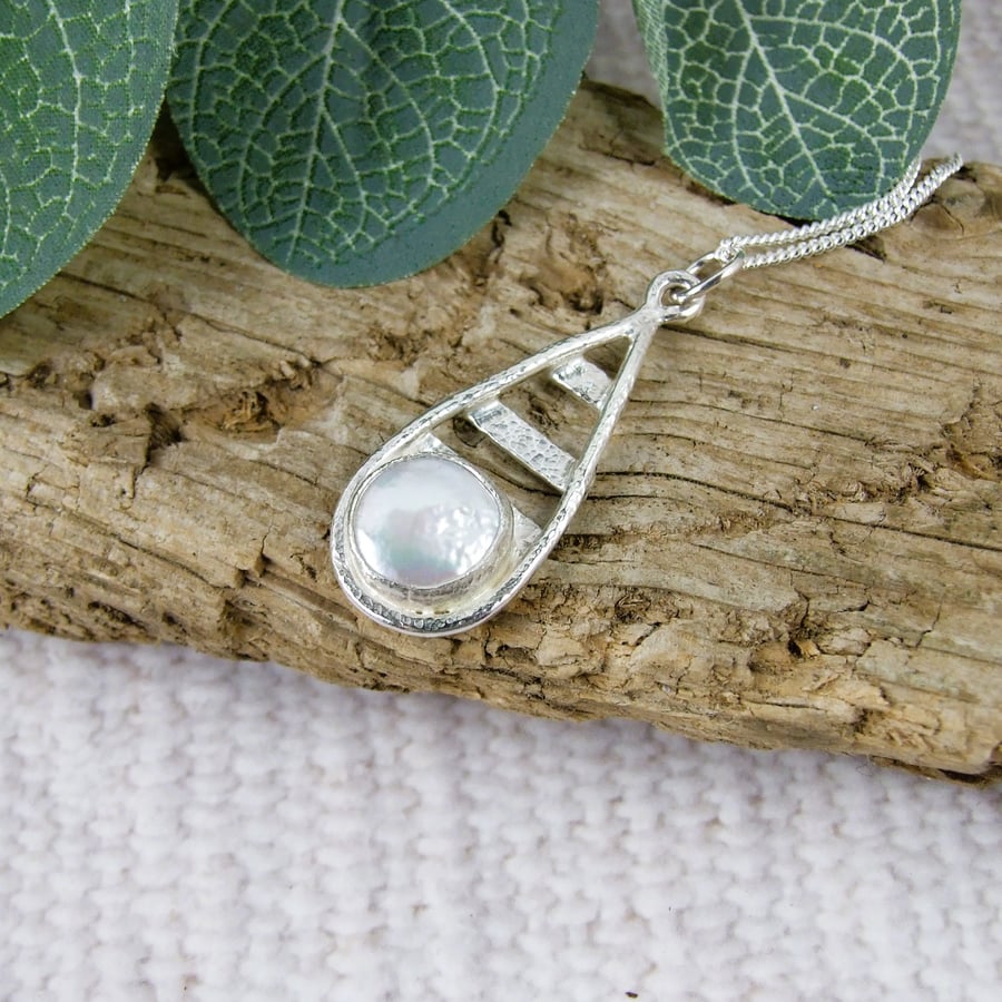Necklace, Silver Teardrop Pendant with White Pearl