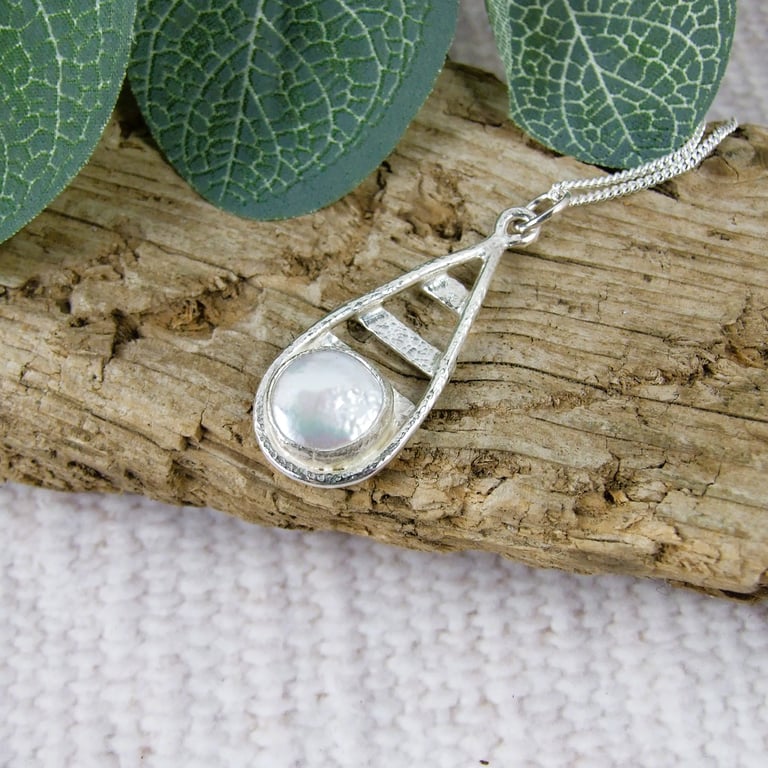 Necklace, Silver Teardrop Pendant with White Pearl