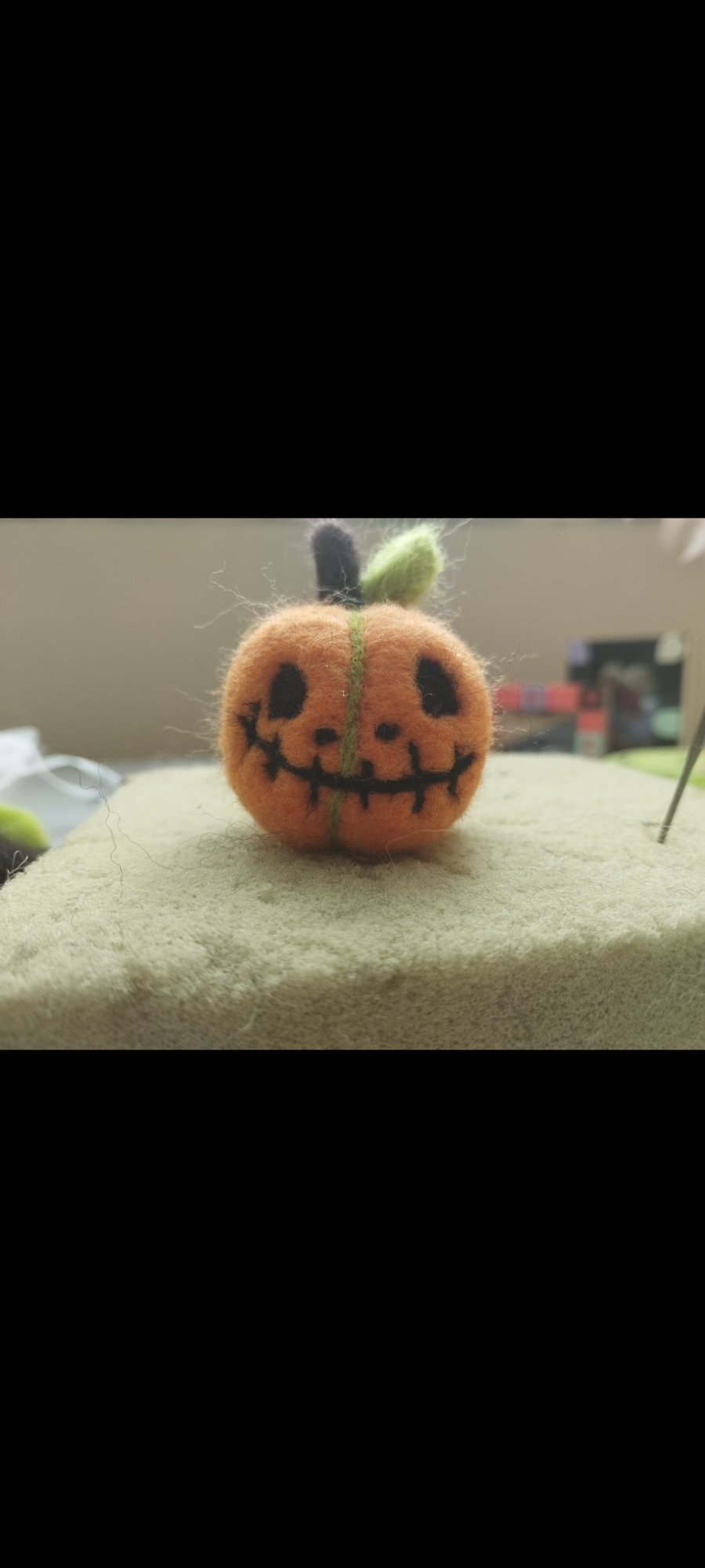 Needle felted pumpkin 
