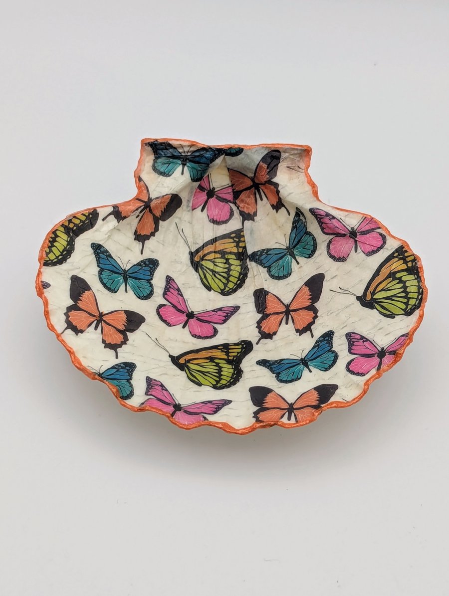 Butterfly Design Scallop Shell Jewellery Trinket Dish