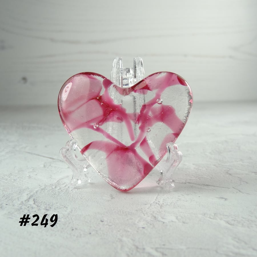 Pink fused glass heart pocket hug with stand 5x4.5cm, handcrafted (249)