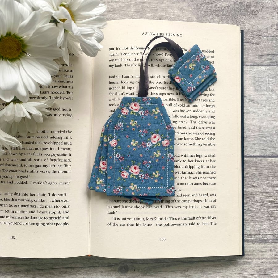 Bookmark, floral tea bag bookmark