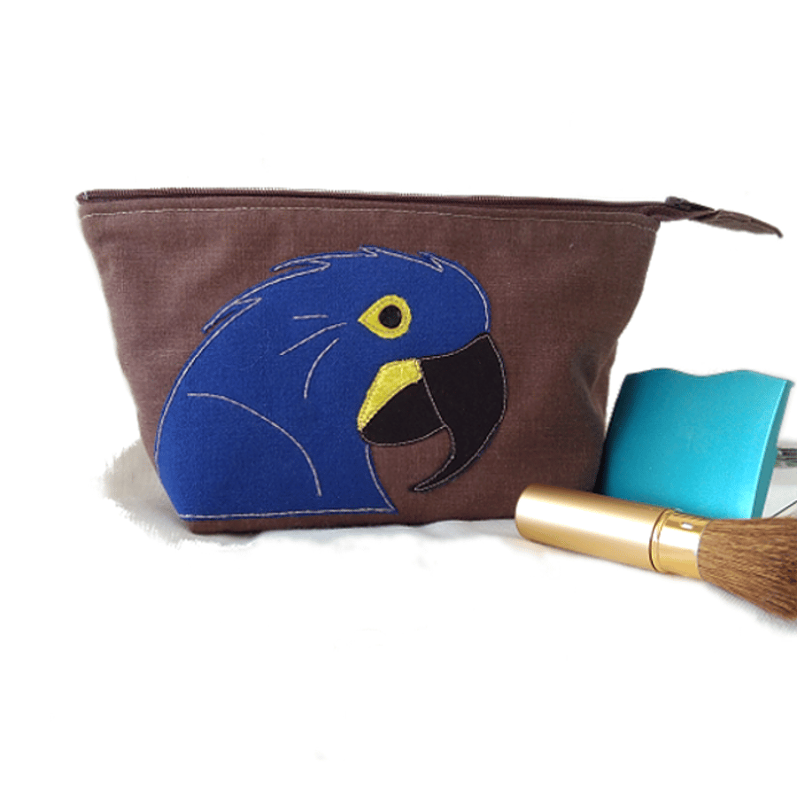 Hyacinth Macaw wide zipped pouch, make-bag