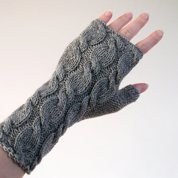  Grey fingerless gloves  wrist warmers