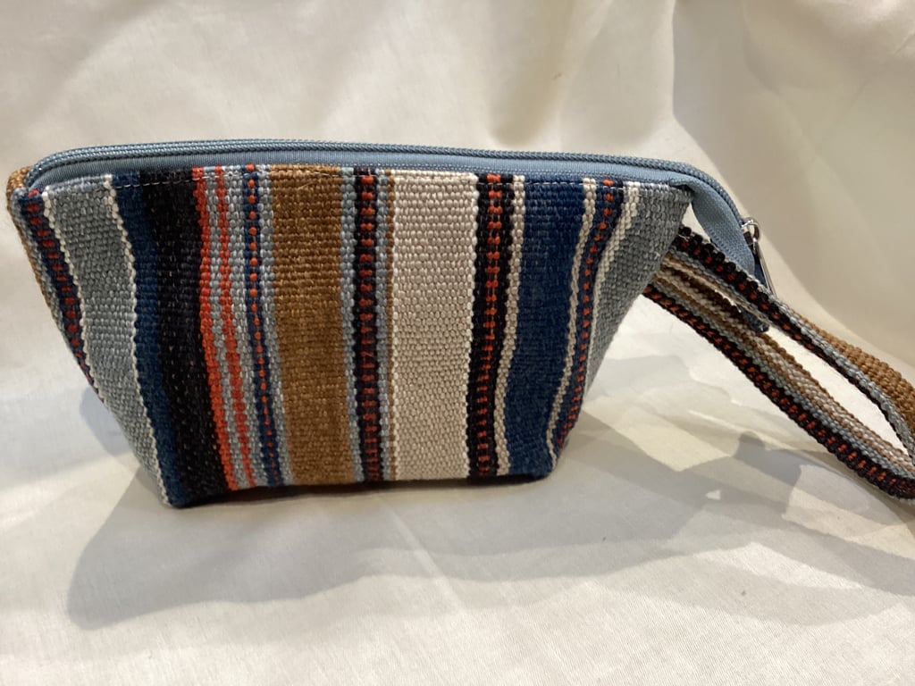 Smart striped toiletry or cosmetic bag, men or women