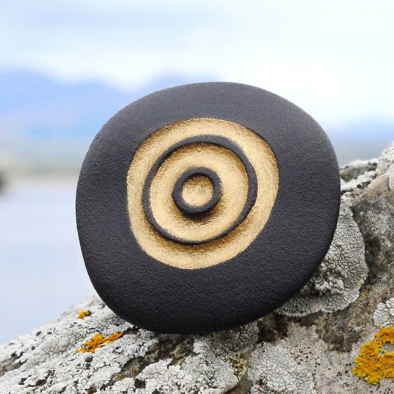 Black Pebble Brooch, Fossil. Nature inspired jewellery by John Field