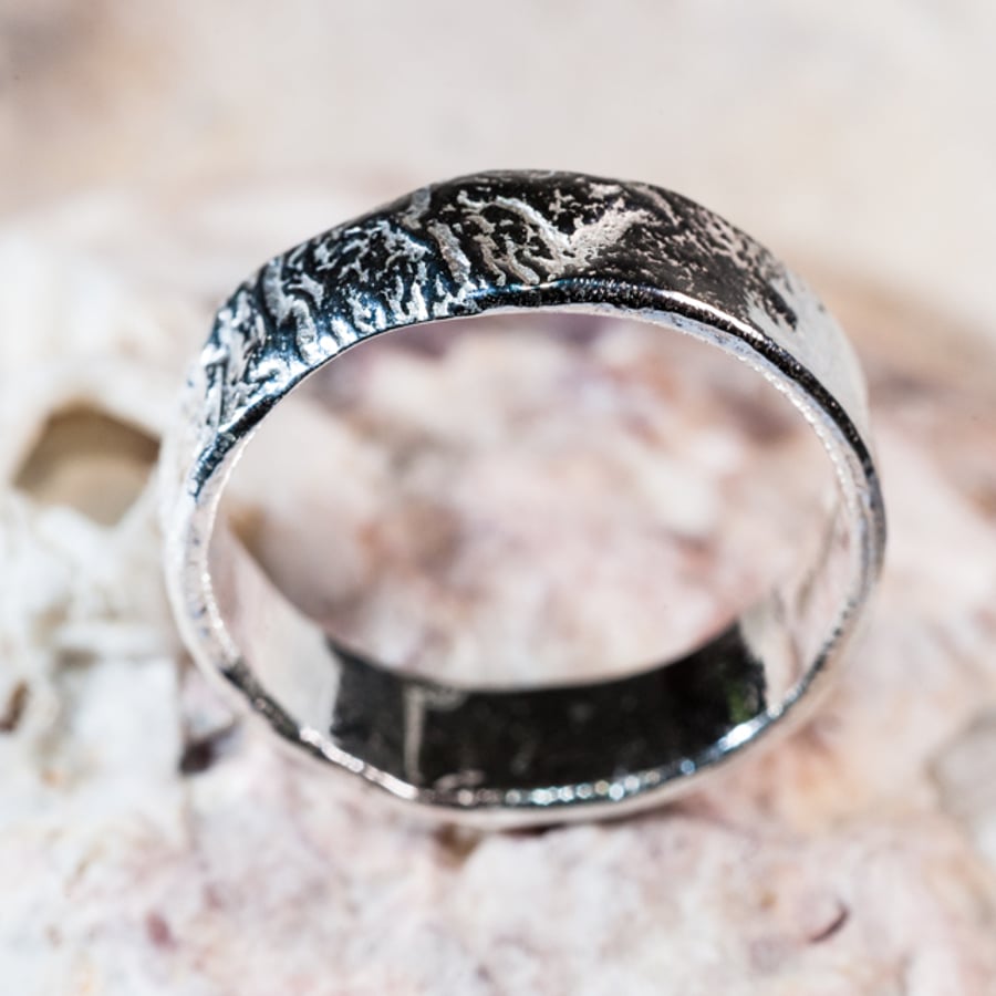 Ecosilver wide reticulated 'rippling' ring