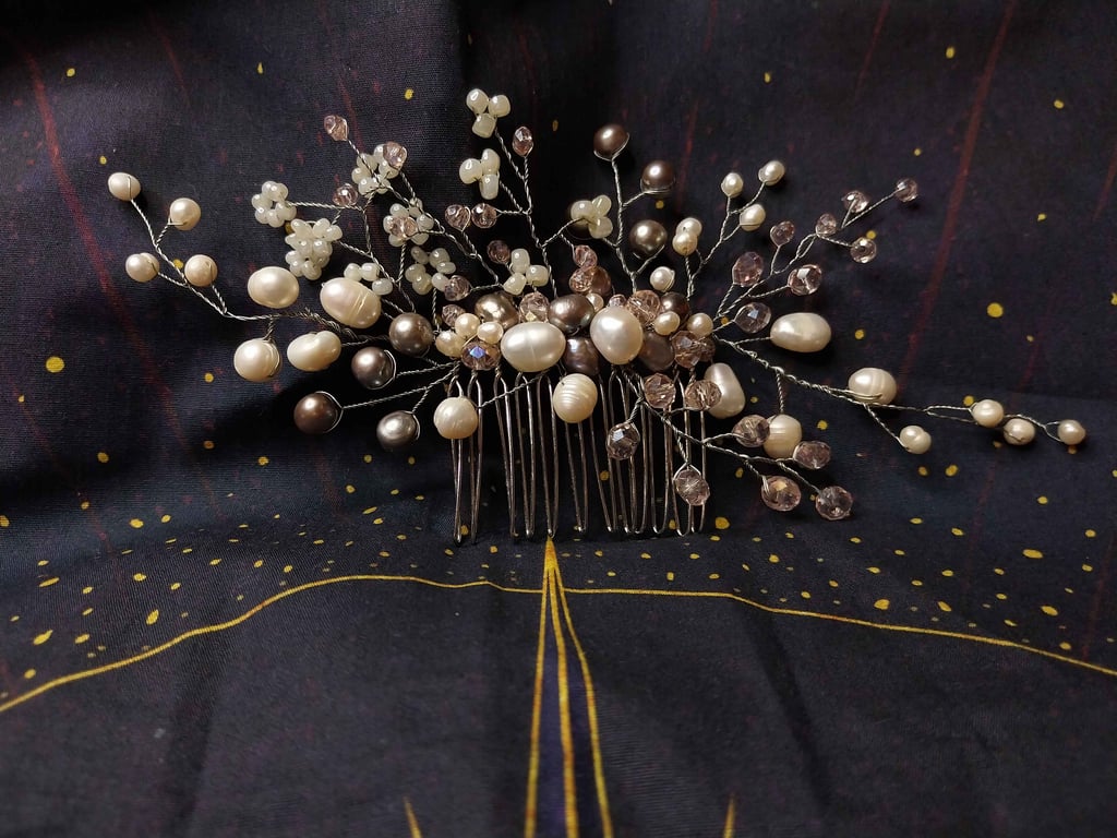 Bridal pearl hair comb, Grey and ivory pearl comb