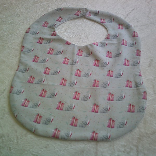 Babies Christmas Bib with Grey Bear and Parcels