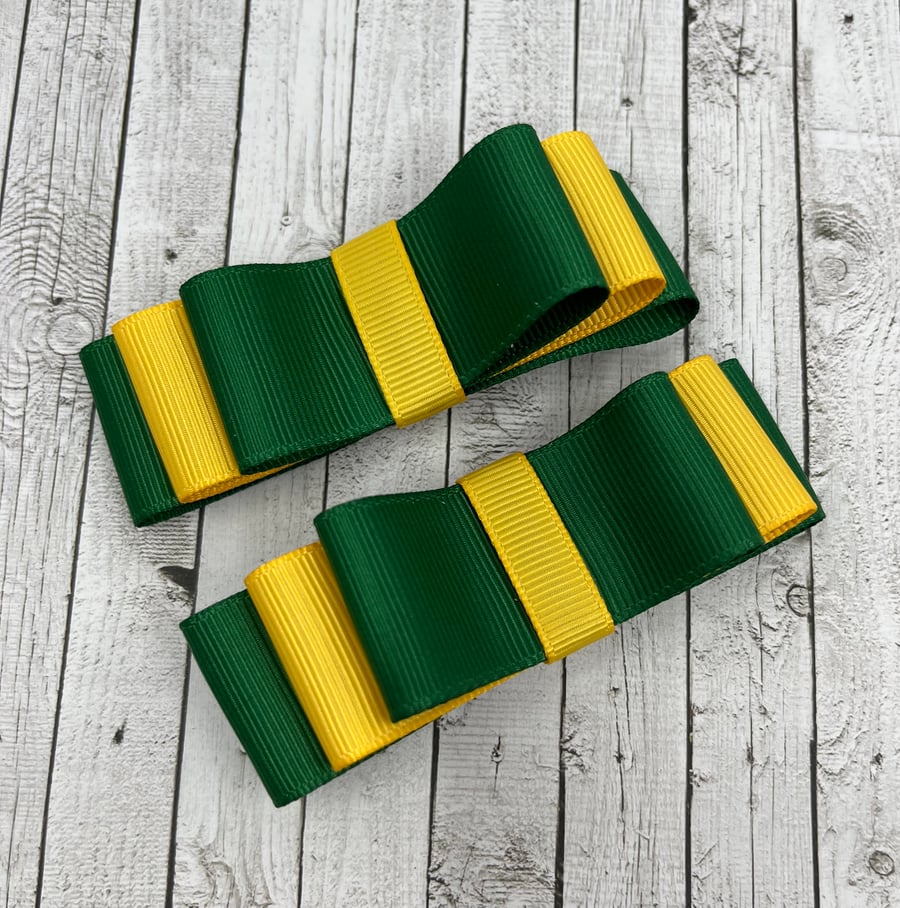 School Forest Green and Yellow Gold 3 inch Straight Bows on Clips (pair)