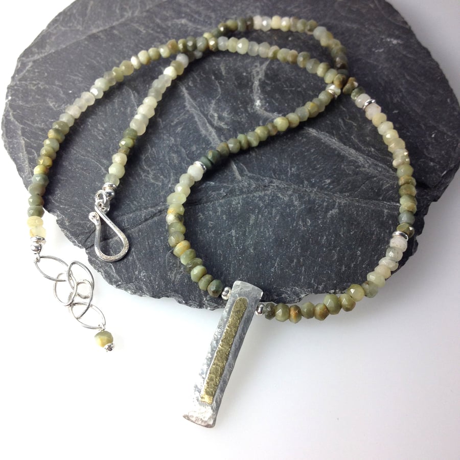 sterling silver 18ct gold and chrysoberyl necklace