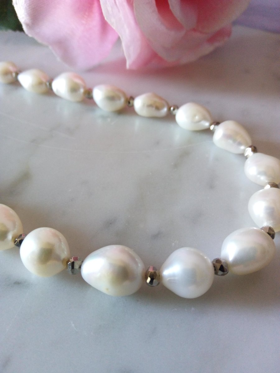CULTURED NUGGET PEARL NECKLACE - PEARL NECKLACE - STATEMENT NECKLACE FREE UK POS