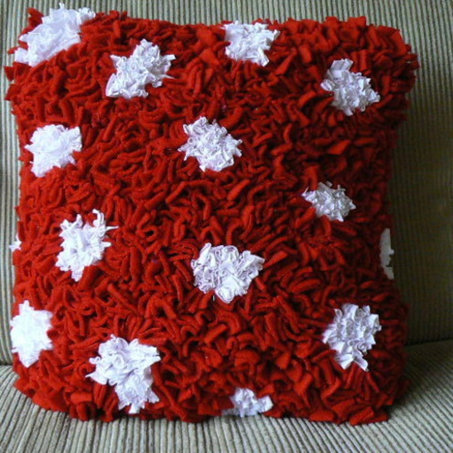 Spotty proggy cushion