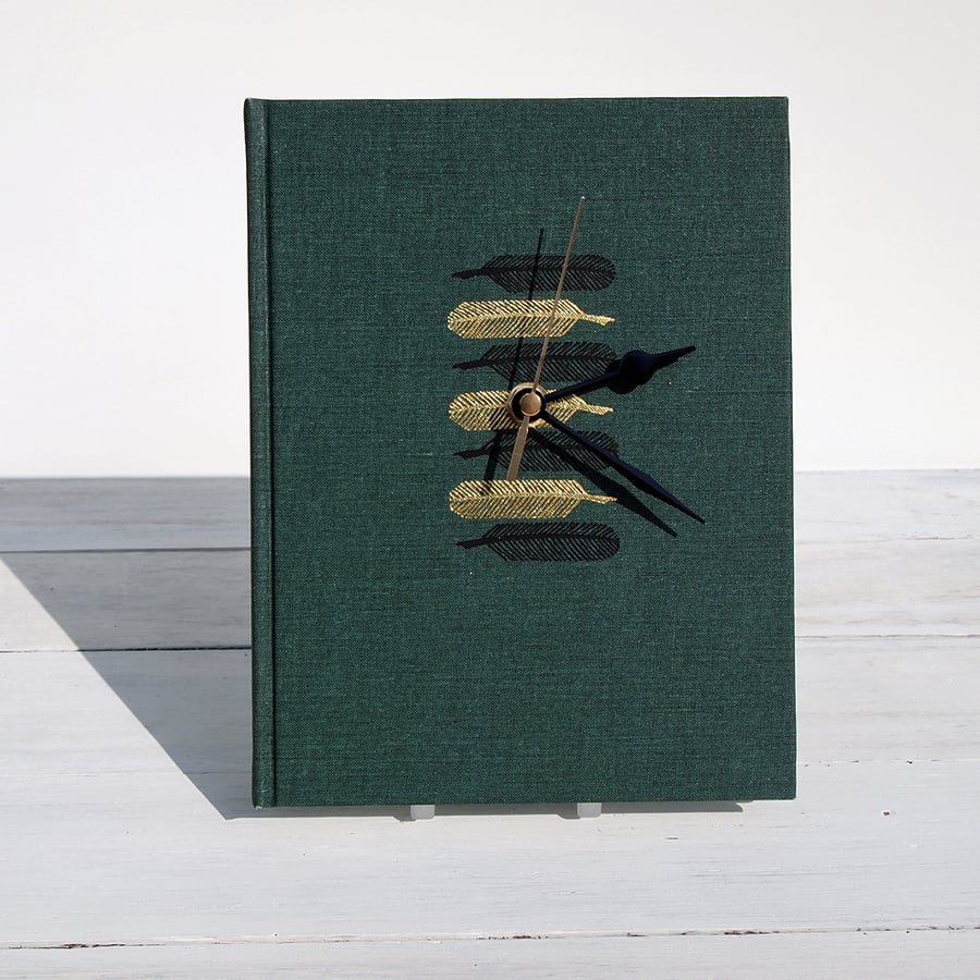 Shakespeare's Much Ado About Nothing book clock.