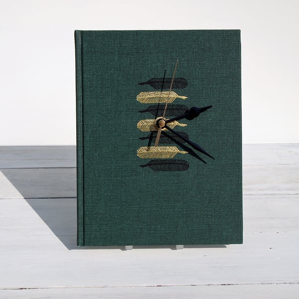 Shakespeare's Much Ado About Nothing book clock.