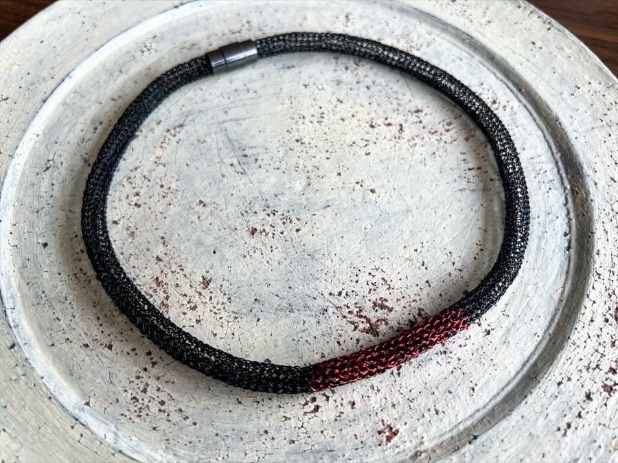Wire Crochet personalised stylish Chocker - black and red