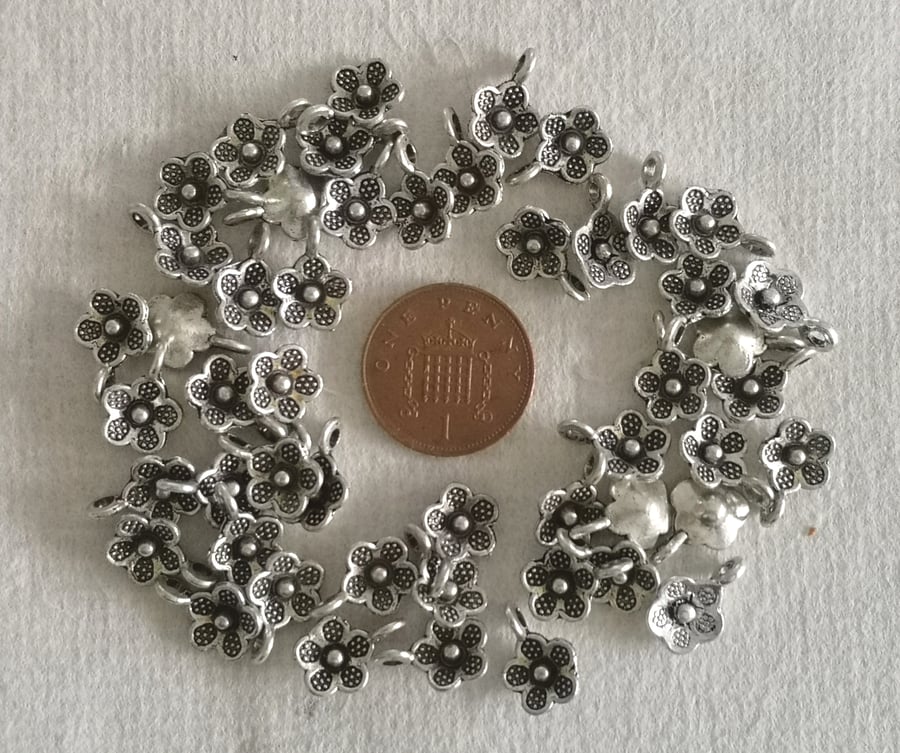 Silver plated flower charms 