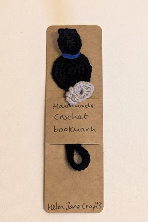 Handmade crochet cat bookmark - black with blue collar