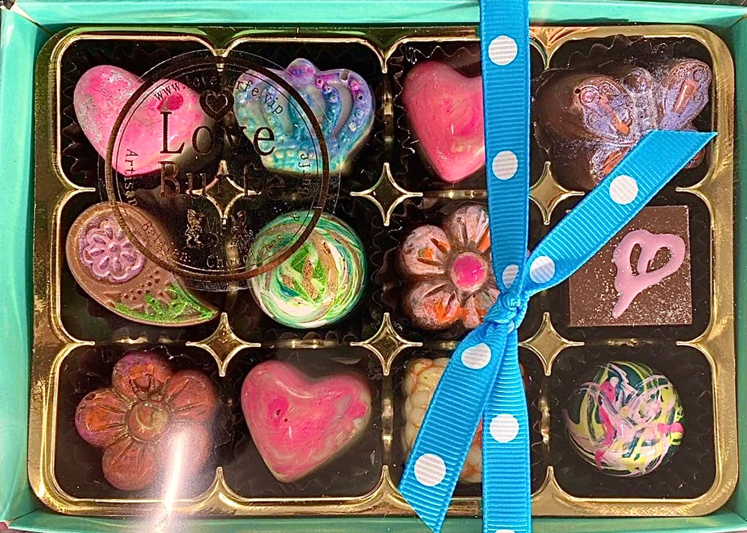 Luxary Artisan Belgian Chocolates Hand Made Hand Painted - Chocolate Gift Box 12