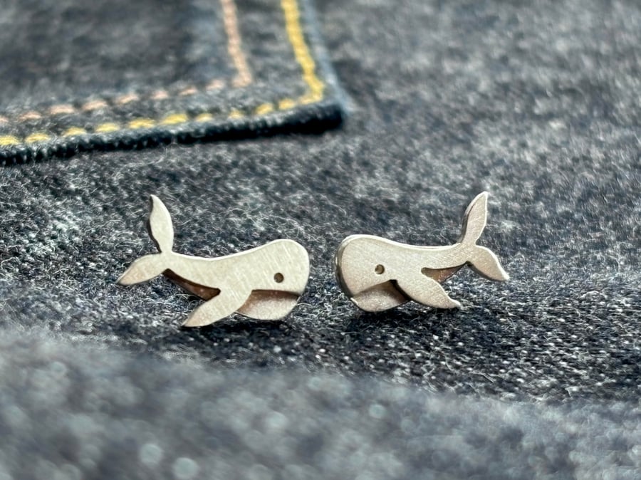 Tiny whale silver studs
