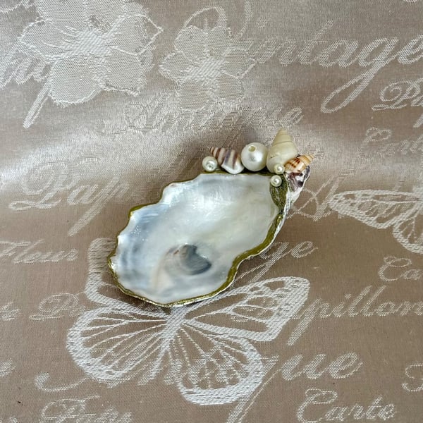 Handmade Oyster Shell Incense Holder – Coastal Beach Decor