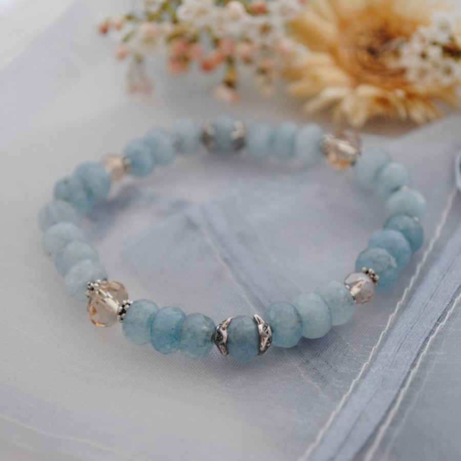 Aqua quartz & Pewter stretch bracelet 