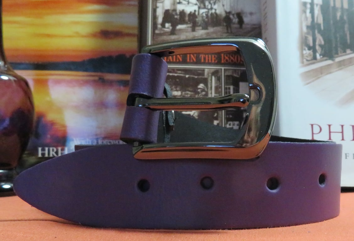 Jeans belt in deep Purple genuine leather 1.5" width small.