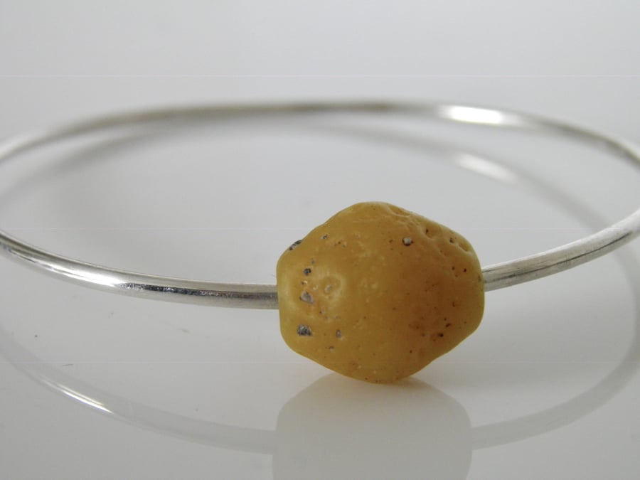 Sterling Silver Bangle Recycled Glass Bead 