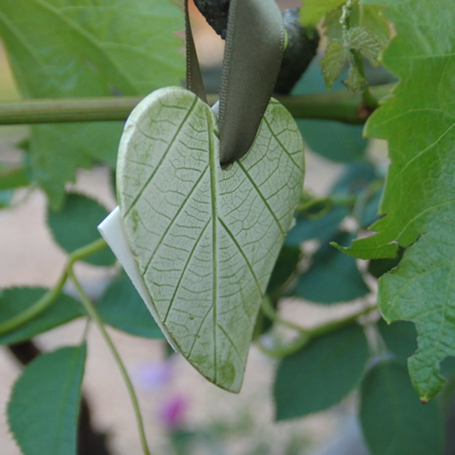 Posh gift tag - Vine heart