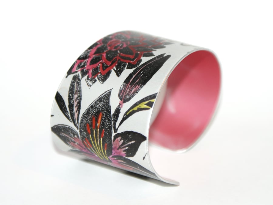 Hand printed lily floral cuff red