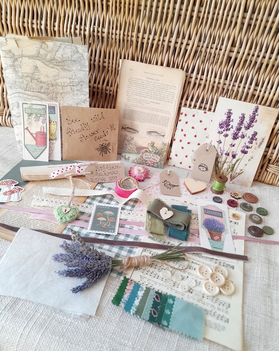 Garden Gatherings – over 60 Pieces Junk Journal craft Scrapbook Kit
