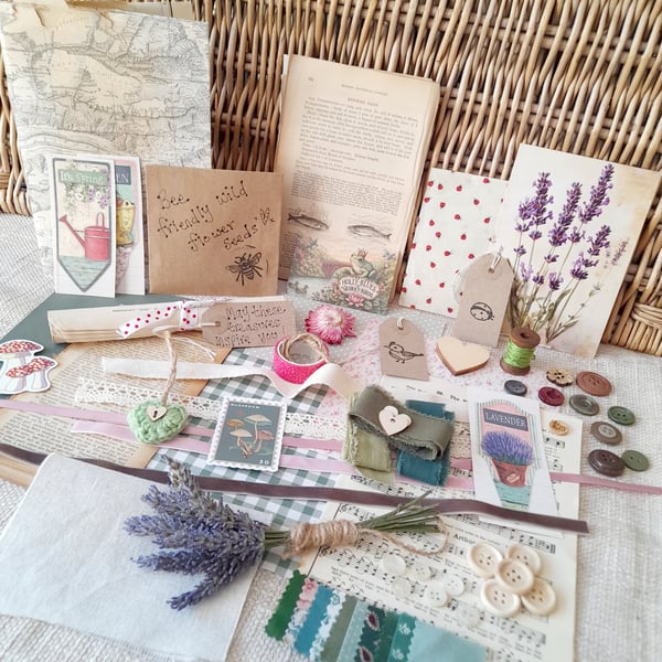 Garden Gatherings – over 60 Pieces Junk Journal craft Scrapbook Kit