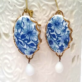 Blue floral cabochon earrings 