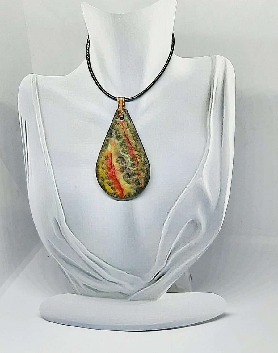 Fluid art pendant necklace 