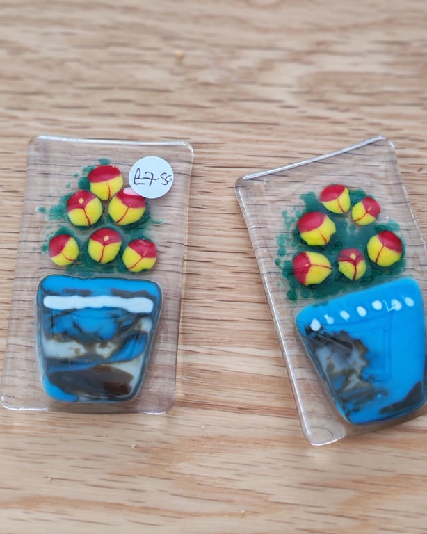 Pot of Flowers Fridge Magnet - Red and Yellow