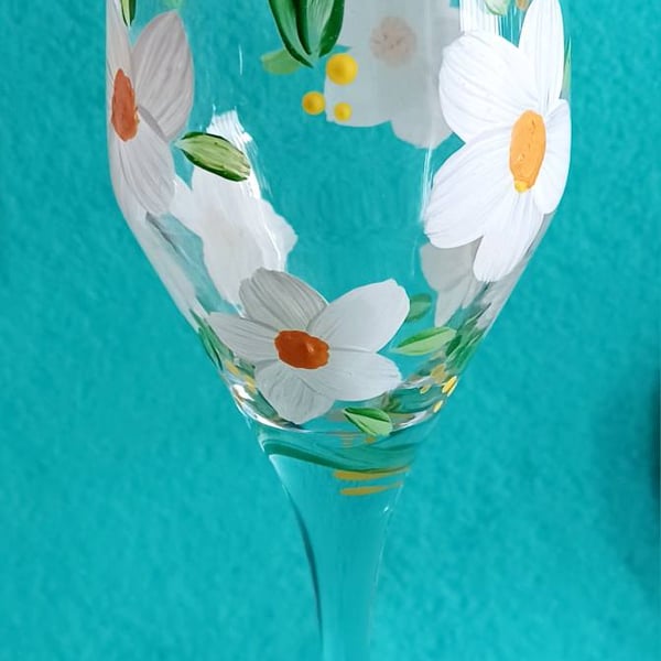 Hand Painted White Flowers Champagne Prosecco Wine Glass