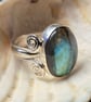 Sterling silver ring with labradorite stone - Image 1