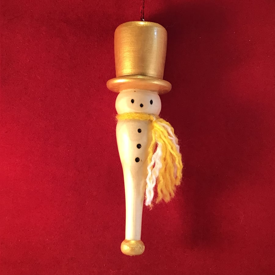 Hanging icicle snowman.