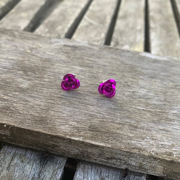 Purple metal rose stud earrings