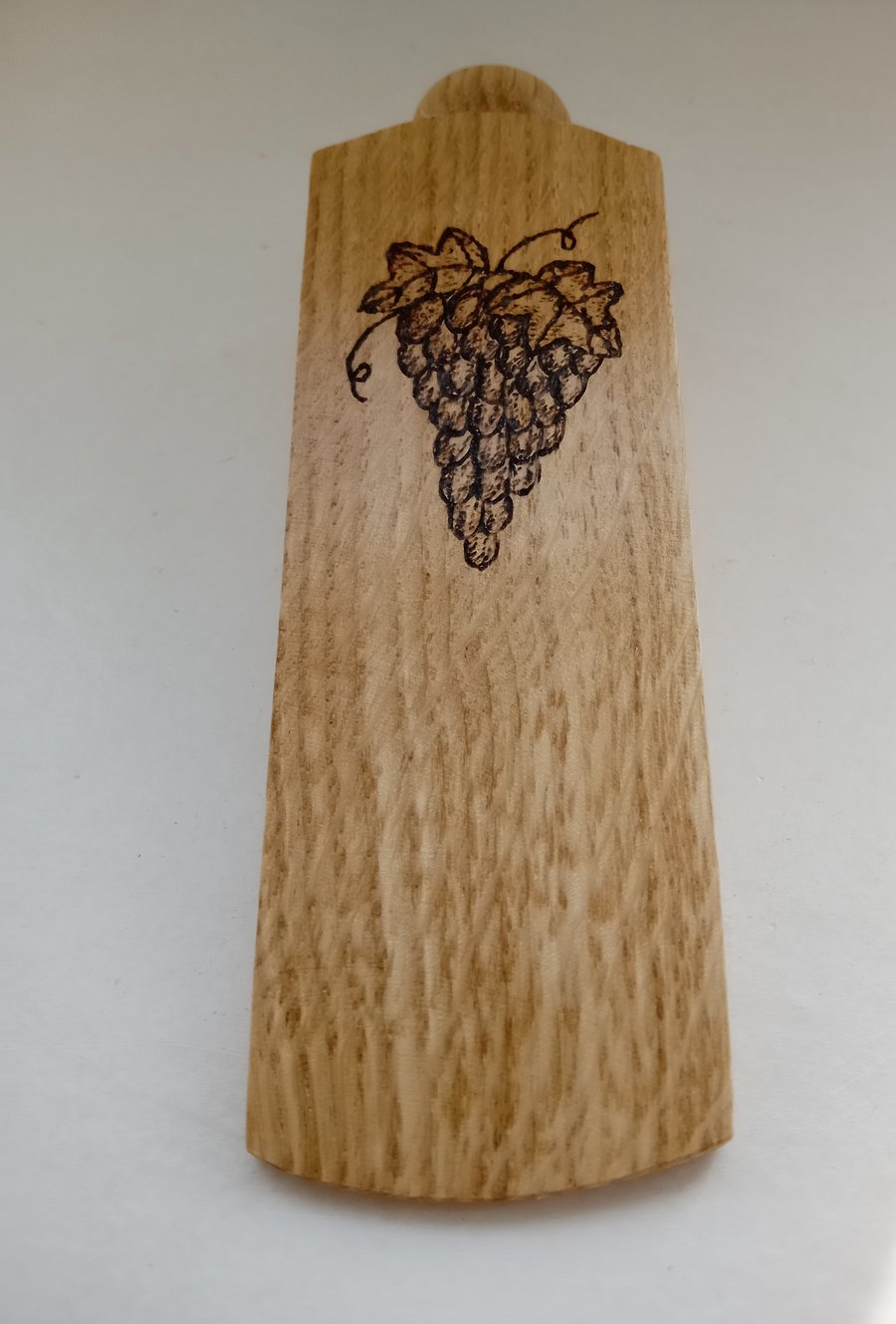 English Oak Wood Grapes Door Wedge 1195