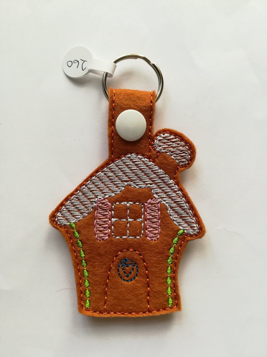 260. Gingerbread house keyring