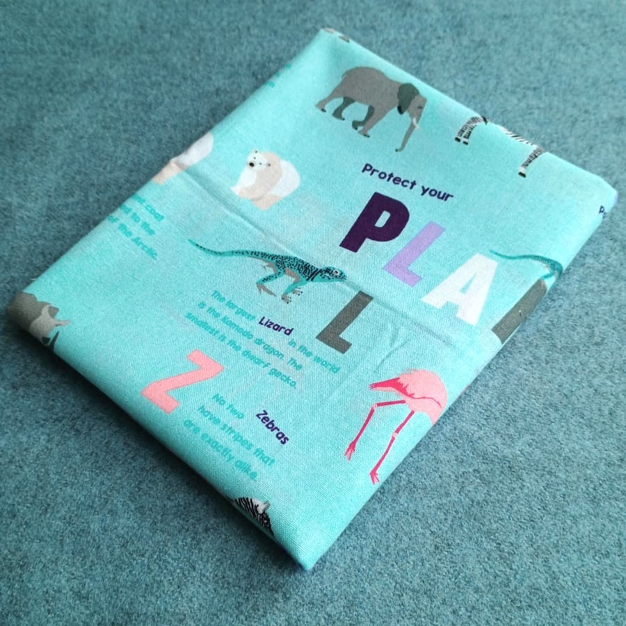 Cotton fabric FQ - Wild Animal Protect your Planet Natural History