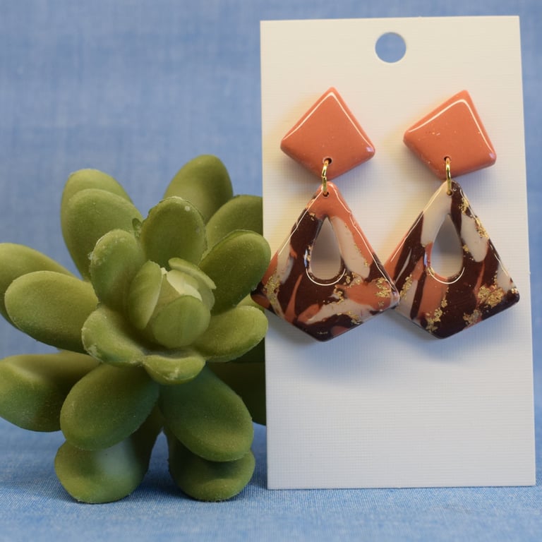 Marbled Diamond Shaped Dangle Earrings