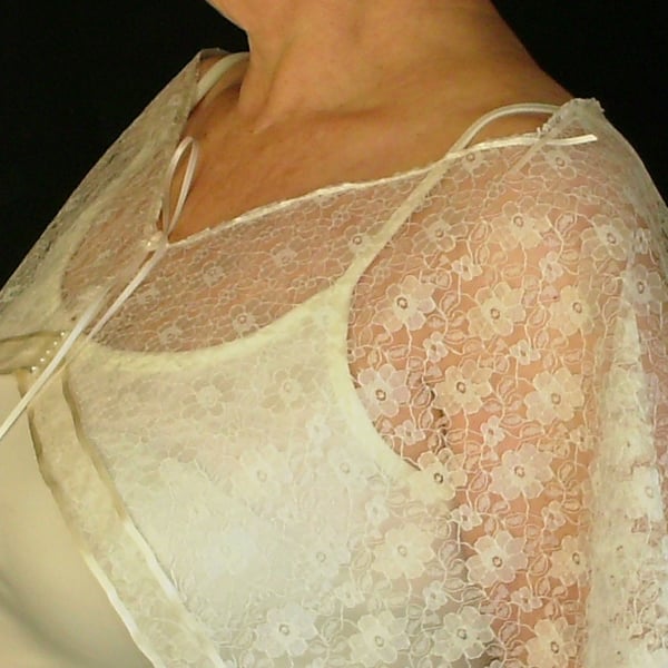 Bridal Capelets by Vivielle LARGER SIZE