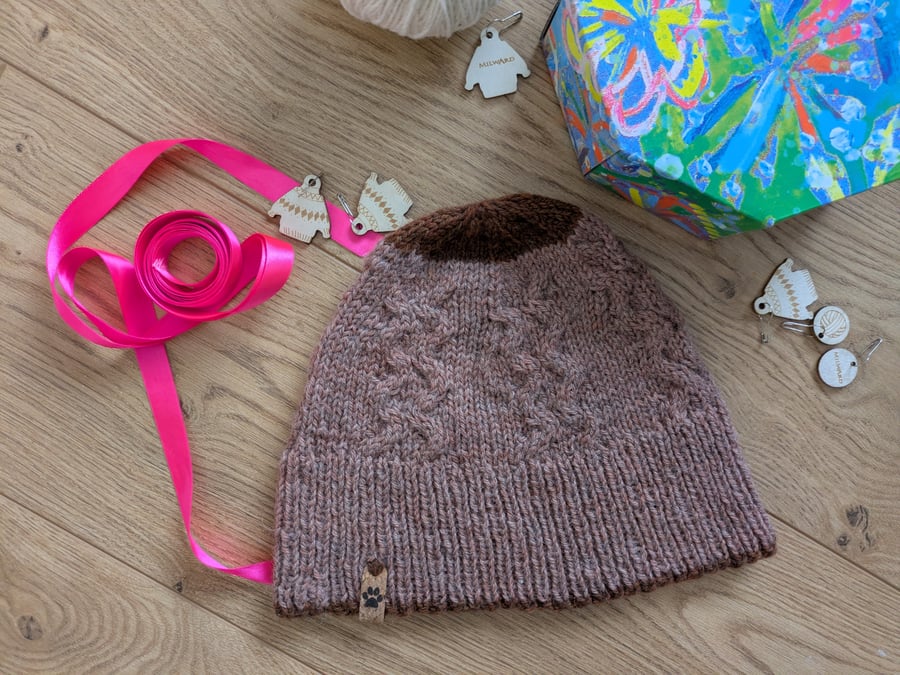 Handknit beanie hat in pure northern Wool.